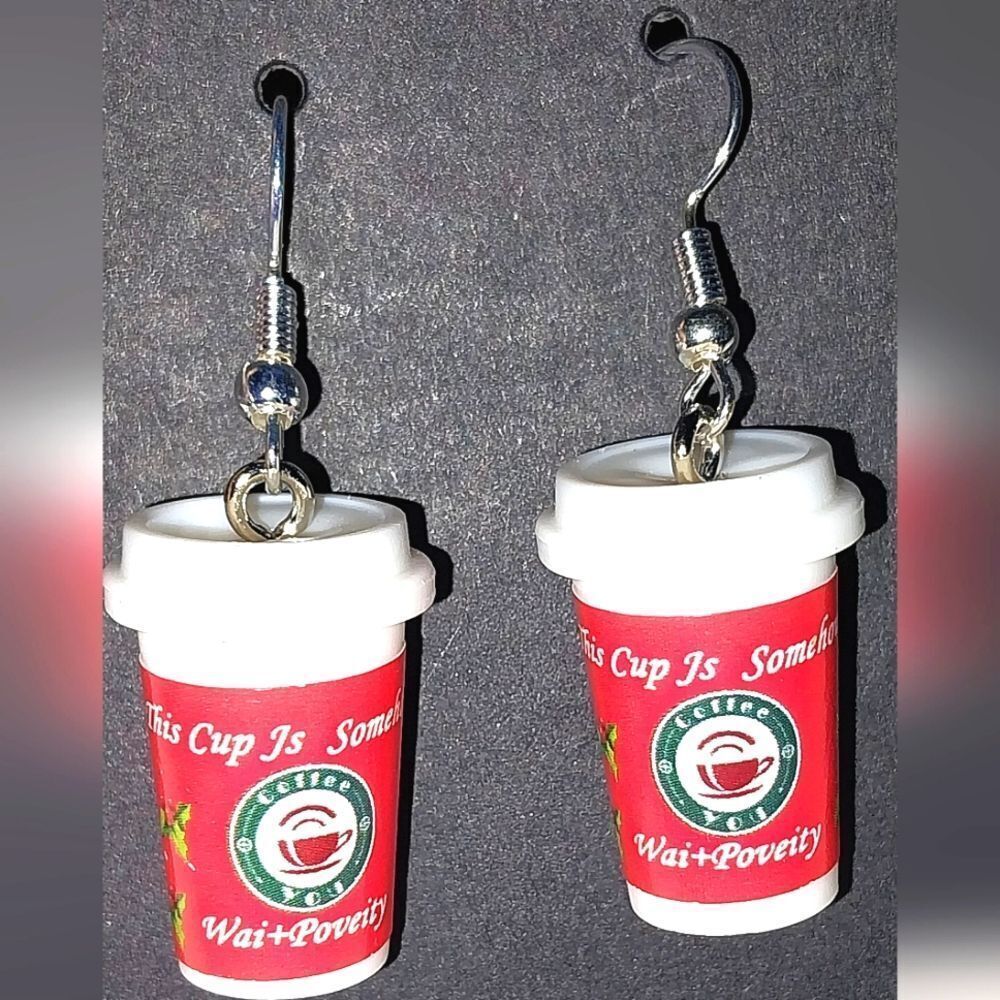 Super cute  festive coffee cup earrings - Picture 4 of 4